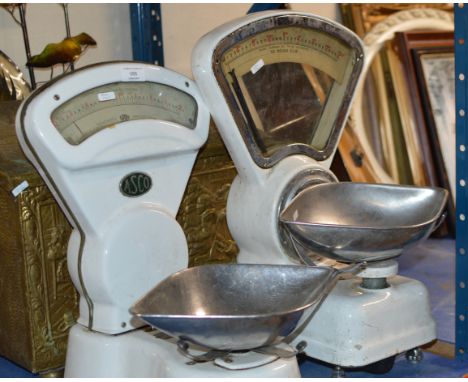 2 SETS OF VINTAGE SHOP STYLE SCALES     