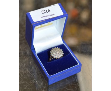 9 CARAT GOLD DIAMOND CHIP CLUSTER RING - APPROX WEIGHT = 6 GRAMS     