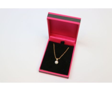 Single freshwater pearl drop necklace