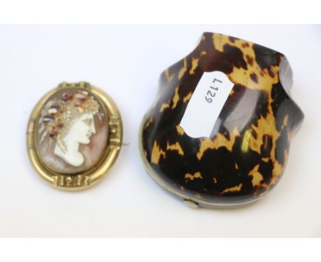 Vintage yellow metal mounted Cameo Brooch in a Tortoiseshell &amp; Leather covered Ring type box