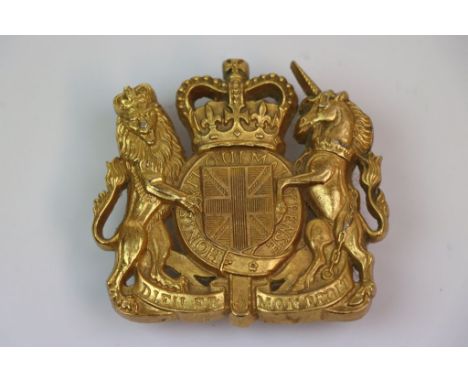 French made vintage Brass badge with Queen Elizabeth coat of arms, made by "Drago Paris" and measures approx 7 x 6.5cm