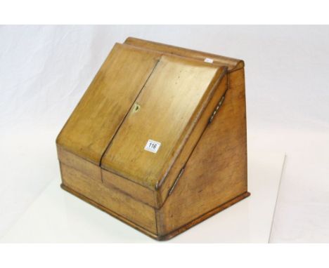 Vintage Oak Writing box with internal Calendar &amp; letter rack etc, measures approx 41 x 34 x 28cm