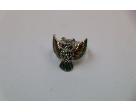 Silver plique a jour owl shaped ring