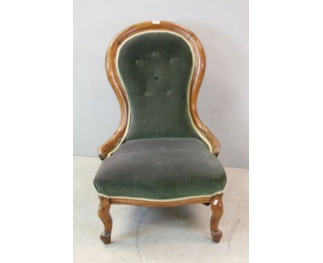Victorian Mahogany Framed Button Back Upholstered Salon Chair
