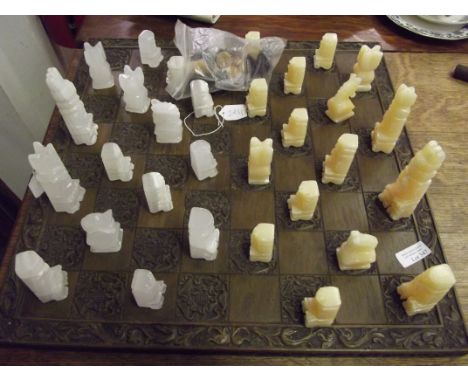 Chess board and hard stone pieces 