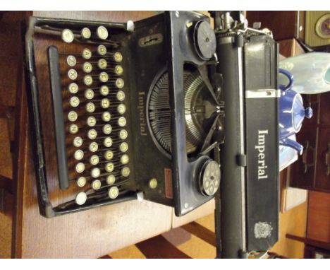 Vintage imperial typewriter 