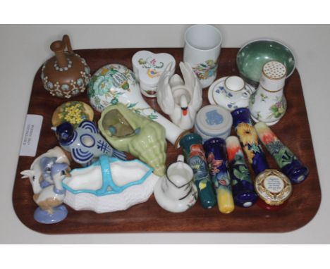 A tray of cabinet china including Royal Doulton, Grainger &amp; Co Worcester etc.  