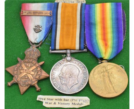 British Army WW1 medals comprising 1914 'Mons Star' with clasp for 5th August - 22nd November 1914 and silver rosette, War Me