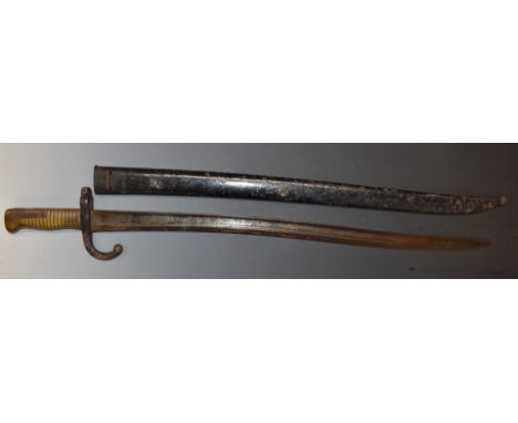 French 1866 pattern chassepot bayonet dated 1872 to 57cm fullered Yataghan blade, with scabbard