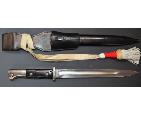 German M84/98 pattern bayonet with H Mundlos &amp; Co Magdeburg and GEBR Hartkopf Solingen to ricasso, 25cm fullered blade, s