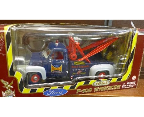 A Road Legends Ford F-100 Wrecker, boxed, 1:18 scale