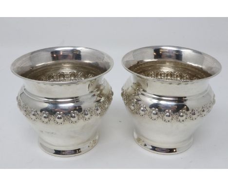 Pair of hallmarked silver pots, London assay, H: 75 mm, 84g. P&amp;P Group 1 (£14+VAT for the first lot and £1+VAT for subseq