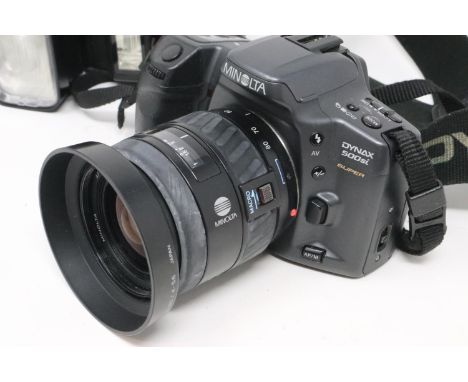 Minolta Dynax 5005I camera with Minolta 55mm lens and accessories. P&amp;P Group 2 (£18+VAT for the first lot and £3+VAT for 