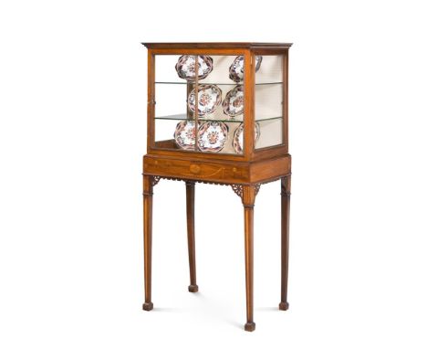 AN EDWARDIAN  MAHOGANY AND MARQUETRY GLASS DISPLAY CABINET ON STANDIN GEORGE III STYLE, CIRCA 1905158cm high, 72.5cm wide, 48