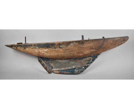 A Vintage Pond Yacht Hull, 91cm Long 