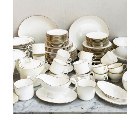 DINNER SERVICE, English Fine Bone China, Royal Worcester, 'Strathmore' gold, an extensive service with twelve dinner plates s