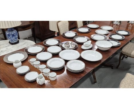 CHRISTOFLE PART DINNER SERVICE, comprising 8 large metallic patterned rim plates, 3 metropolis dark rimmed plates and 3 metro