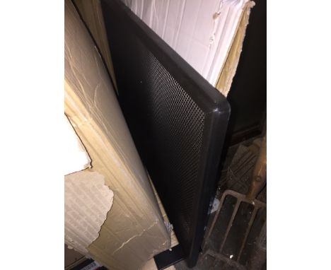 BOXED FIREGUARD
