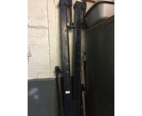 SIX SASH CLAMPS/G CLAMPS VARIOUS SIZES