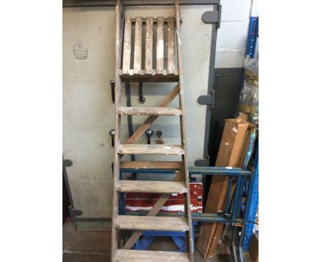 WOODEN STEP LADDERS