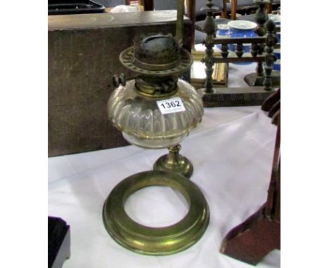 A Victorian adjustable Hinks brass oil lamp