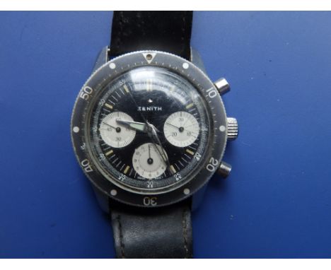 A gent's Zenith stainless steel chronograph with black dial and three subsidiaries, case diameter 40mm, on black leather stra