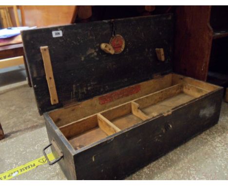 A 79cm vintage carpenter's chest with tray fitted interior and remains of internal branding for John Shaw &amp; Sons "Governo