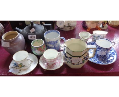 A small quantity of assorted china including Wedgwood black basalt teapot, Radford vase, Royal Doulton Nanking jug, etc.