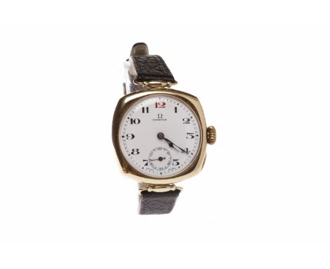 GENTLEMAN'S OMEGA EIGHTEEN CARAT GOLD MANUAL WIND WRIST WATCHc.1930s, the round white dial with Arabic numerals in black, 12 