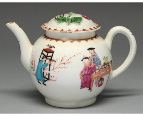 A Worcester teapot and cover, c1770,&nbsp;painted to both sides in overglaze enamels with Chinese figures beneath red and gil