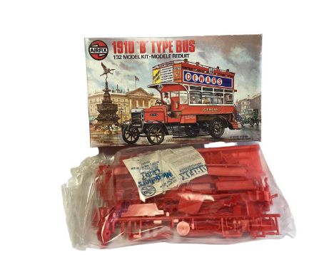 Airfix 1:32 Scale Series 4 1910 B Type Bus No.6443-1 &amp; 1914 Dennis Fire Engine No. 6442-8, both boxed (2)