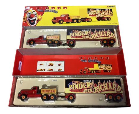 Corgi Scale 1:50 Cirque Pinder Jean Richard Diamond T 980 diecast Tractor Unit with Trailer, boxed No.55401 (2)