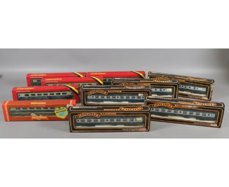A collection of ten OO gauge model railway coaches to include Hornby and Mainline examples.
