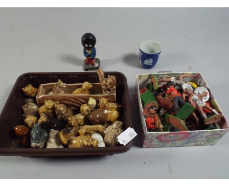 A Collection of Wade Whimsies, Britain's Soldiers Robertson Golly Etc. 