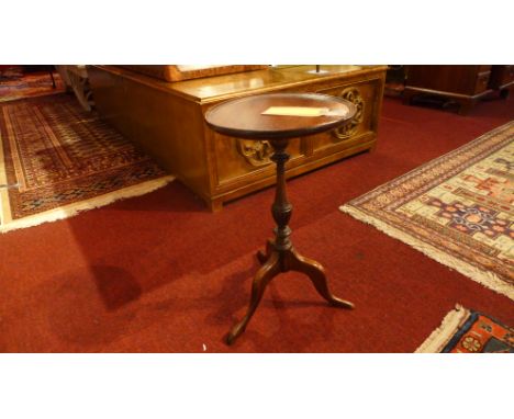 A Georgian style mahogany wine table, raised on tripod splayed supports