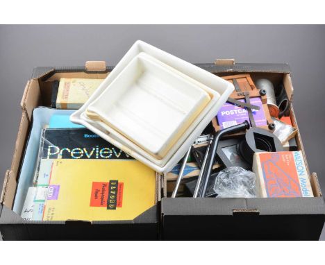 Darkroom Equipment, including three 18"x14" enamel developing trays, a Butchers Carbine daylight film developing tank, two Co