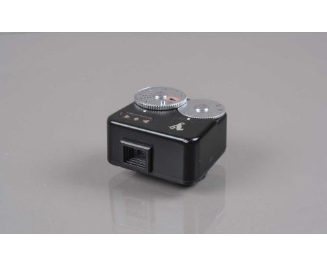 A Voigtländer VC Shoe Mount Light Meter, black, meter responsive, G-VG
