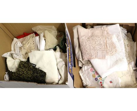 A Quantity of Assorted White Linen and Textiles, tea cloths with crochet edgings, lace work, crochet work and small bags, LIb