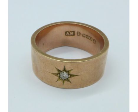 A 9ct gold and diamond ring, 3.8g, R