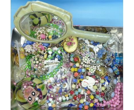 Vintage costume jewellery, etc., 1.55kg