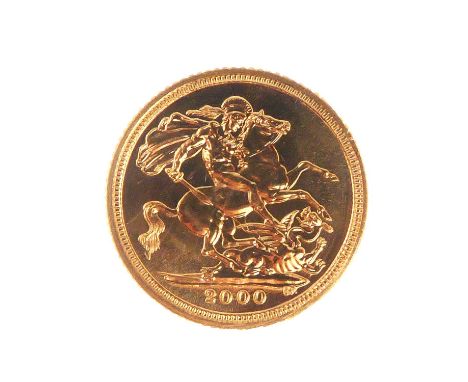 An Elizabeth II 2000 half sovereign, George &amp; Dragon, in blister pack and presentation box.