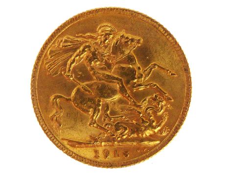 A George V 1913 sovereign, George &amp; Dragon, London Mint.