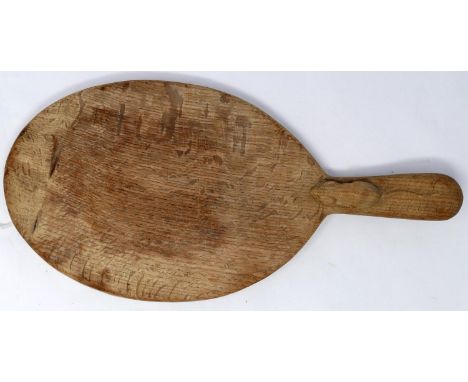 A Robert Thompson 'Mouseman' oak chopping board, 37 x 18cm 