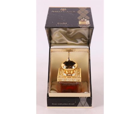 An Amouage vintage Gold Ladies eau de toilette in original cassette, 1983. Square French clear crystal bottle Palace Ruwi Mos
