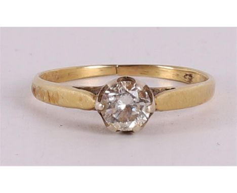 A 14 kt 585/1000 gold ring, set with a brilliant cut diamond of approx. 0.25 ct, gross weight 2.0 grams, ring size Ø 17 mm (c
