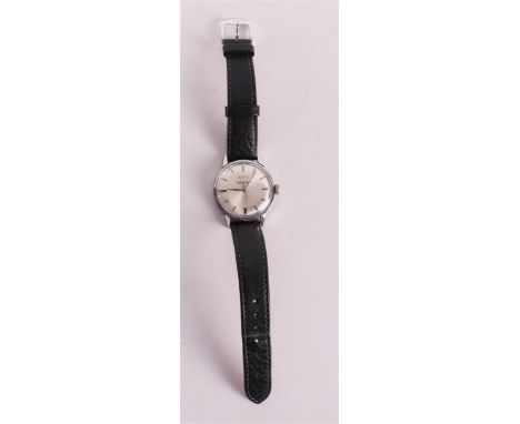 A vintage men's PonticacHydraulica wristwatch on a black leather strap, working movement/not checked.