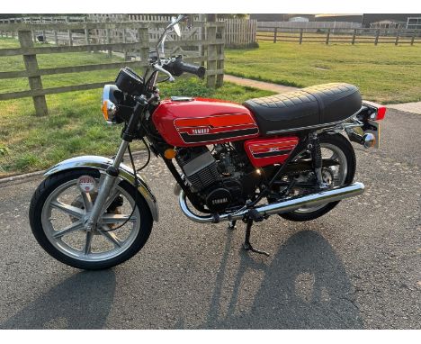 Yamaha RD400C motorcycle. 1975. 400cc. Matching engine and frame numbers. Runs and rides. Exceptional paintwork, very origina