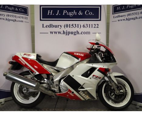 Yamaha FZR1000 EXUP motorcycle. 1992. 1002ccFrame No. 3LG012375Engine No. 3LG012375Runs and rides. MOT until 24.10.24. Comes 