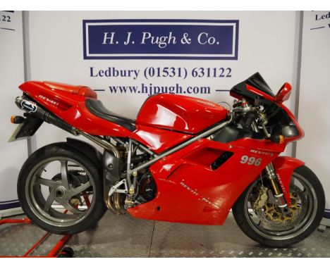 Ducati 996 Biposto motorcycle. 2001. 996ccRuns and rides. MOT until 13/11/24. Recommissioned last year with new belts and bat