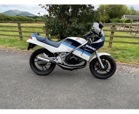 Suzuki RG250W motorcycle. 1984. 250cc Runs and rides well. MOT until 18.08.25. New battery, riders manual and workshop manual